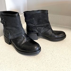 VERA WANG MOTO BOOTS!!!